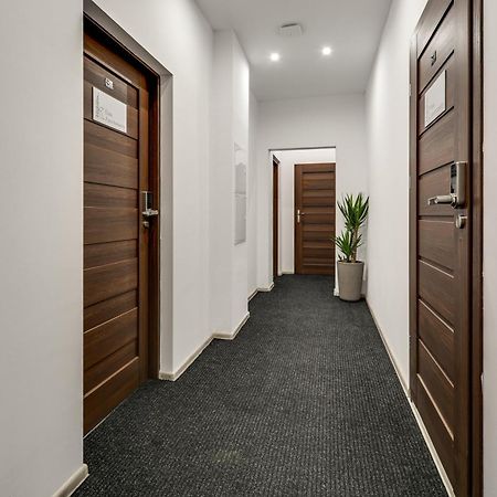 Kato Apartamenty Moniuszki คาโตวีตเซ ภายนอก รูปภาพ